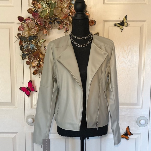 💼 Bagatelle Pearl Gray Moto Jacket - Picture 3 of 15